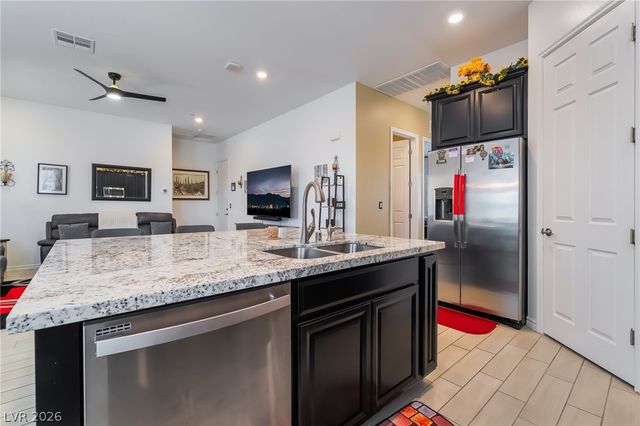 794 Hibiscuss Blossom Street, Henderson, NV 89011