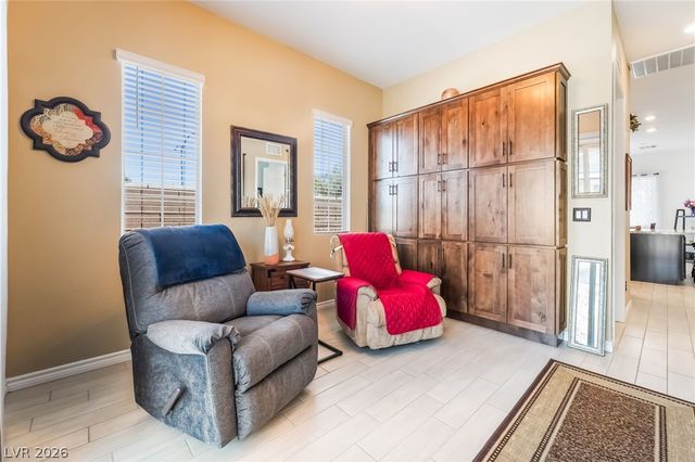 794 Hibiscuss Blossom Street, Henderson, NV 89011