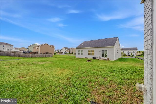 30 PAPPY CT, Bunker Hill, WV 25413