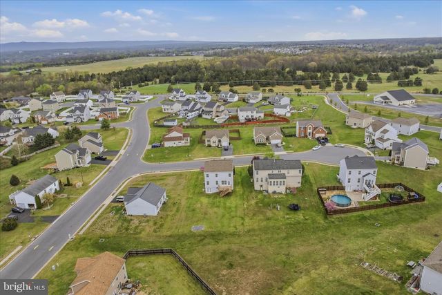 30 PAPPY CT, Bunker Hill, WV 25413