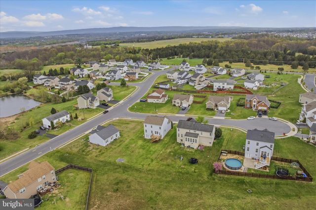 30 PAPPY CT, Bunker Hill, WV 25413