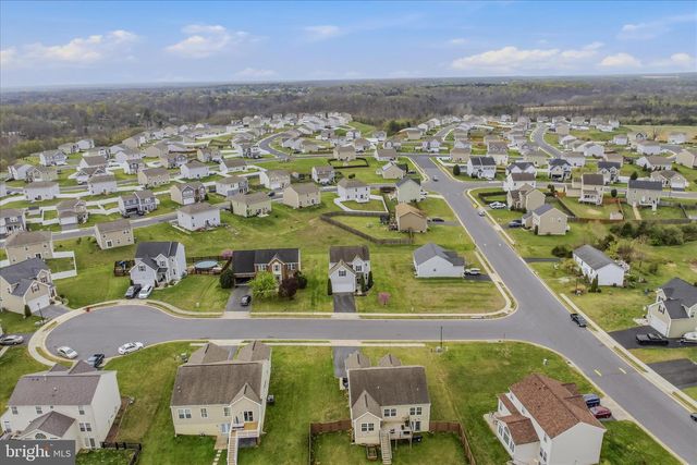30 PAPPY CT, Bunker Hill, WV 25413