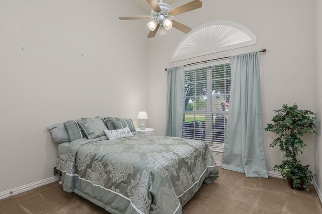 333 Country Manor Lane, Royse City, TX 75189