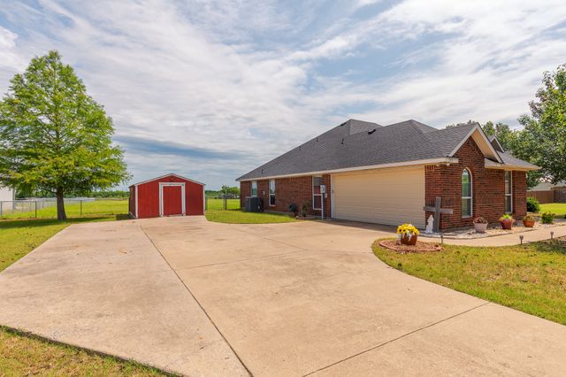 333 Country Manor Lane, Royse City, TX 75189