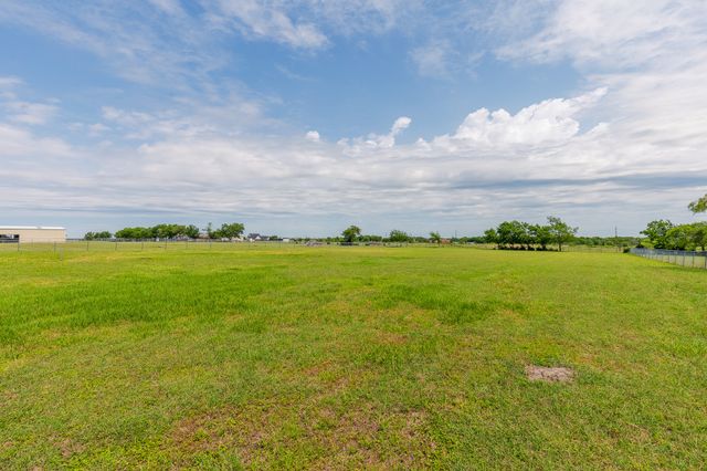 333 Country Manor Lane, Royse City, TX 75189
