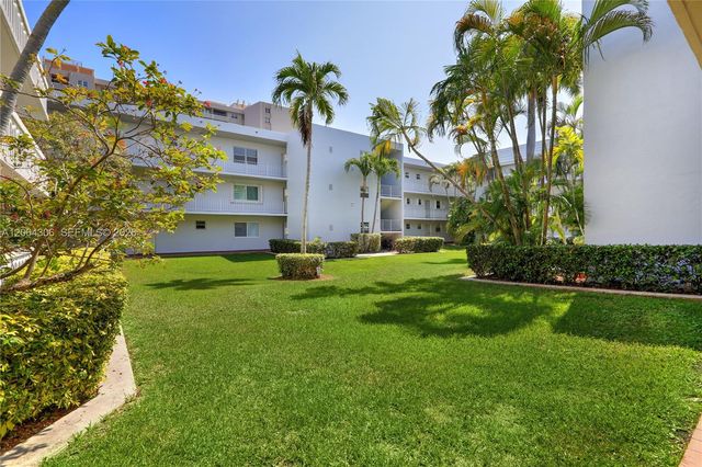 100 EDGEWATER DR 305, Coral Gables, FL 33133