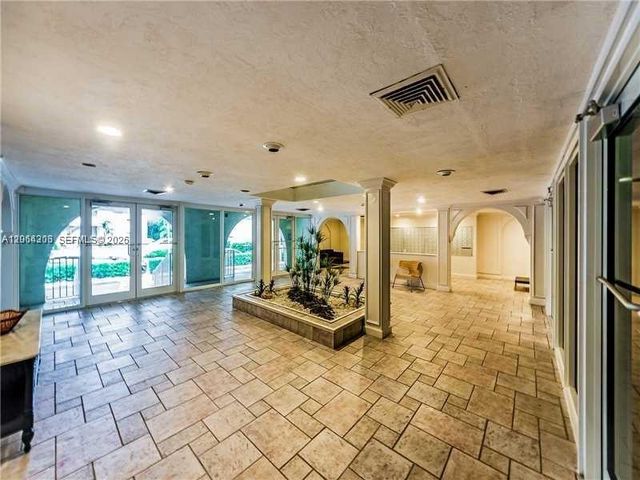 100 EDGEWATER DR 305, Coral Gables, FL 33133