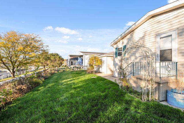 23024 S Big Run Drive, Frankfort, IL 60423