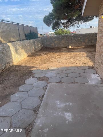 1926 ESTRADA Drive, El Paso, TX 79936