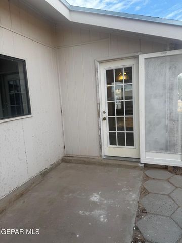 1926 ESTRADA Drive, El Paso, TX 79936