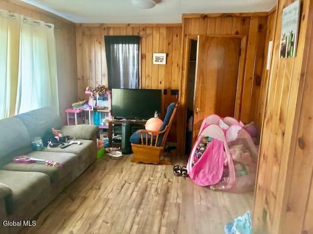 6 Meadow Street, Gloversville, NY 12078