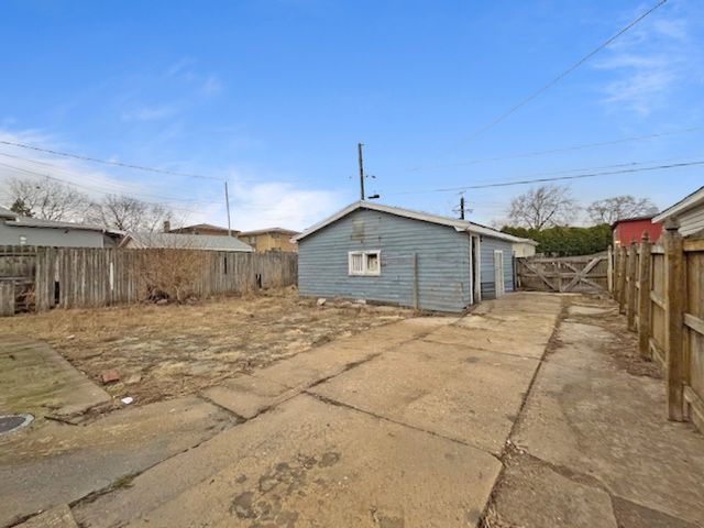 2024 Union Street, Blue Island, IL 60406