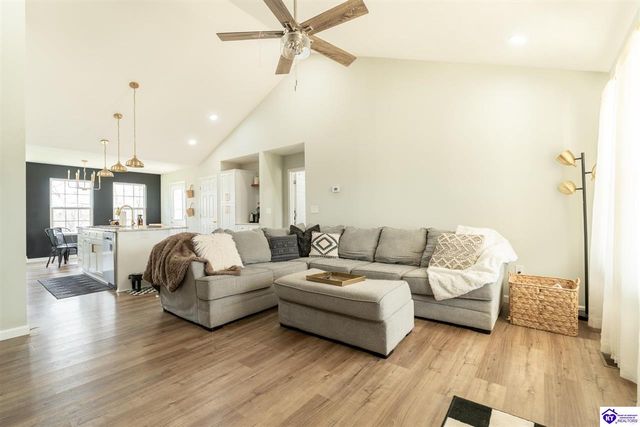 107 Walker Court, Elizabethtown, KY 42701