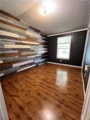 186 County Road 161, Alice, TX 78332