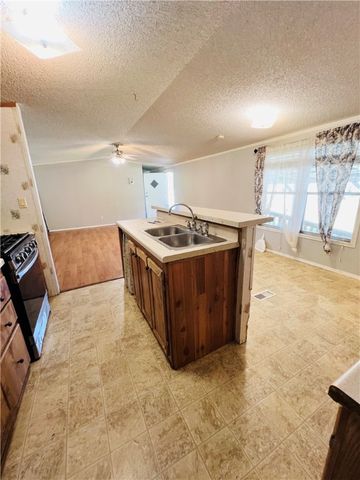 186 County Road 161, Alice, TX 78332