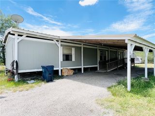 186 County Road 161, Alice, TX 78332