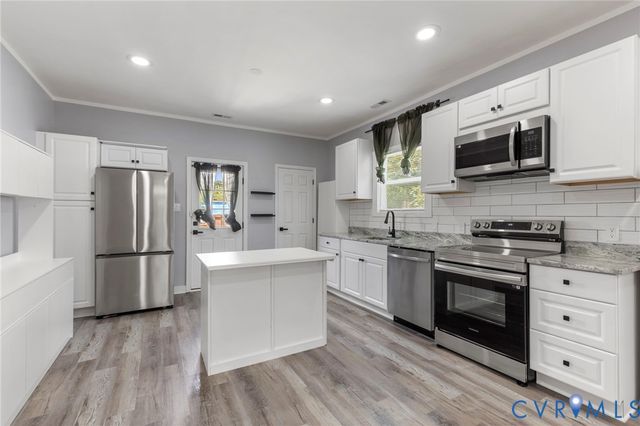 3061 Decatur St, Richmond, VA 23224