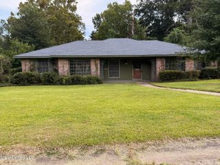 1119 Primrose Street, Jackson, MS 39212