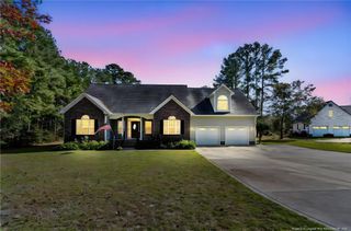 6944 Point East Drive, Fayetteville, NC 28306