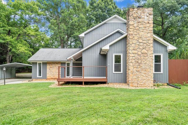 422 Willow Creek RD, Rocky Mount, VA 24151