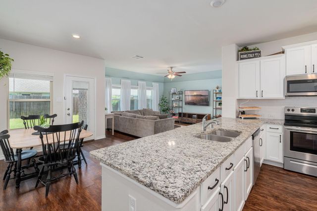 3136 Overlook Drive, Royse City, TX 75189