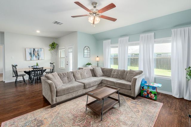 3136 Overlook Drive, Royse City, TX 75189