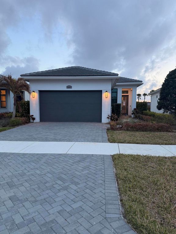 9399 SW Pepoli Way, Port St. Lucie, Port St Lucie, FL 34987