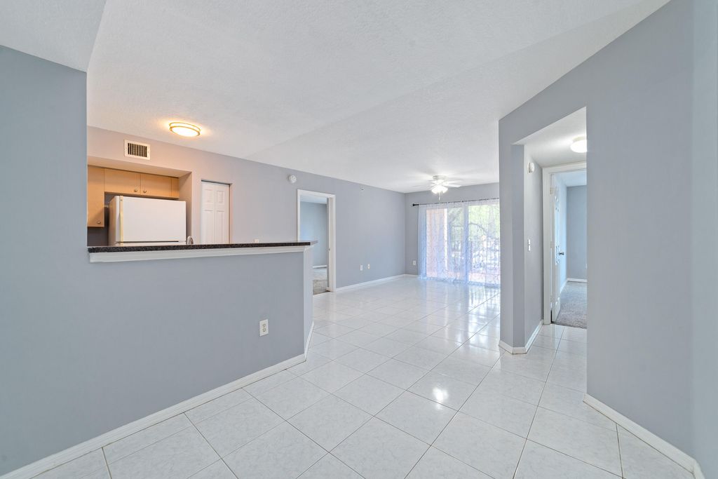 4151 San Marino Boulevard 203, West Palm Beach, FL 33409