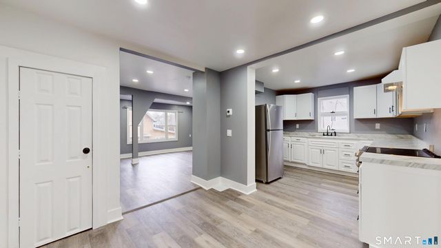 30 Pond Street, Naugatuck, CT 06770