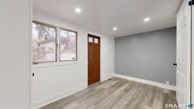 30 Pond Street, Naugatuck, CT 06770