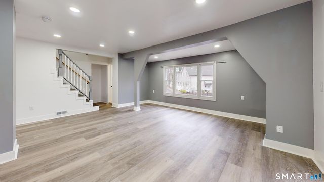 30 Pond Street, Naugatuck, CT 06770