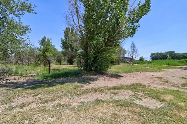 75 Romero Road, Belen, NM 87002