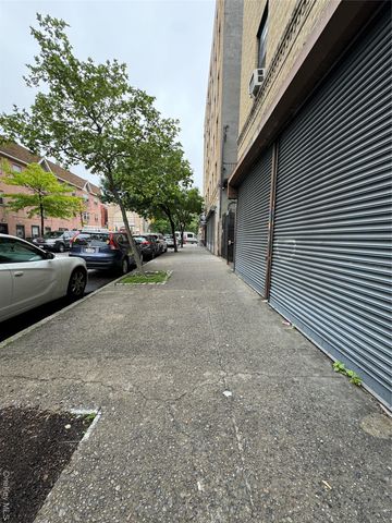 1105 College Avenue Store 3 -4, Bronx, NY 10456