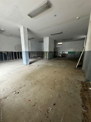 1105 College Avenue Store 3 -4, Bronx, NY 10456