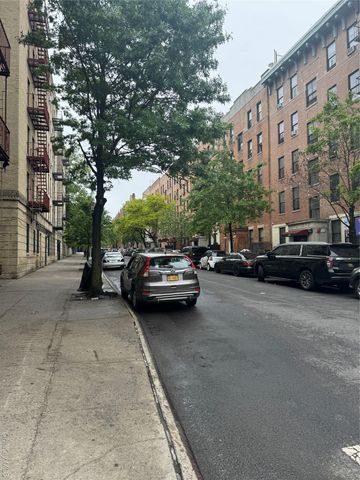 1105 College Avenue Store 3 -4, Bronx, NY 10456