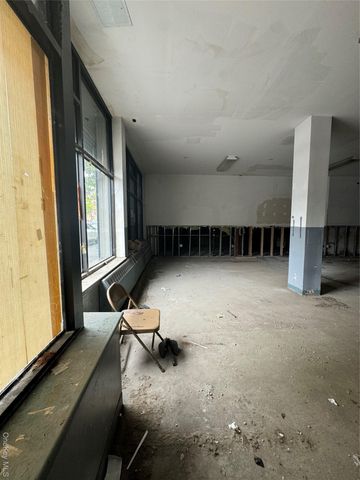 1105 College Avenue Store 3 -4, Bronx, NY 10456