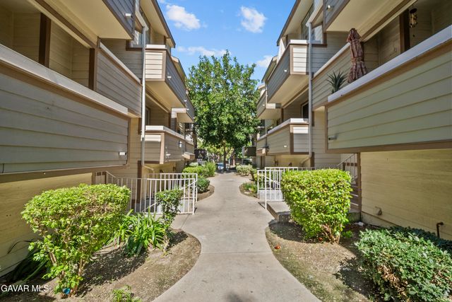 11150 Glenoaks Boulevard 74, Pacoima, CA 91331