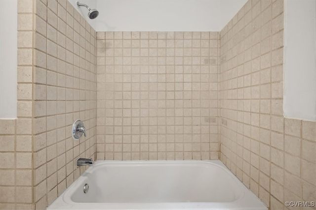 201 W Roanoke St, Ridgeway, VA 23225