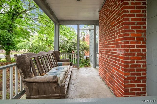 201 W Roanoke St, Ridgeway, VA 23225