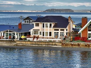 2267 Eastpoint Drive, Langley, WA 98260