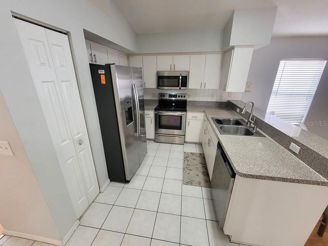 7942 CHADWICK DRIVE, New Port Richey, FL 34654