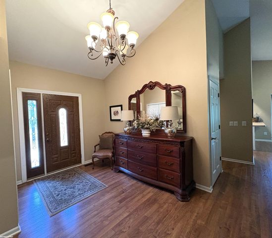 1734 Snowden Circle, Rochester Hills, MI 48306