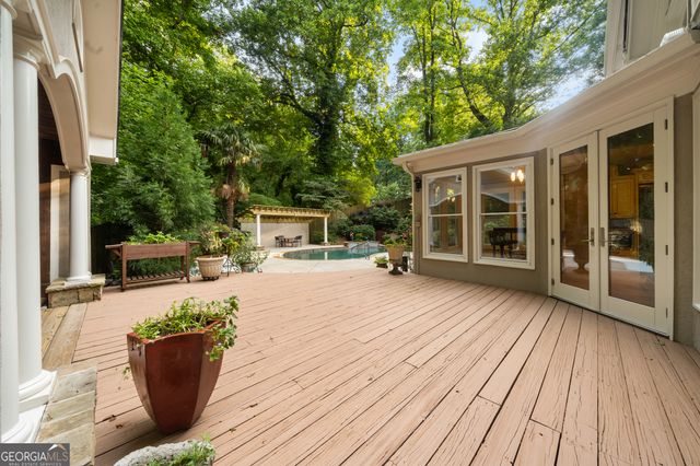980 Ashebrooke Way NE, Marietta, GA 30068