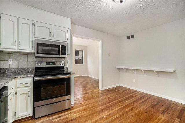 6701 Live Oak Lane, Douglasville, GA 30135