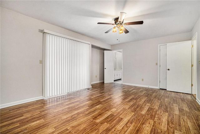 6701 Live Oak Lane, Douglasville, GA 30135