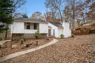 6701 Live Oak Lane, Douglasville, GA 30135