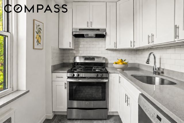 3511 85th St Apt 4K, New York City, NY 11372