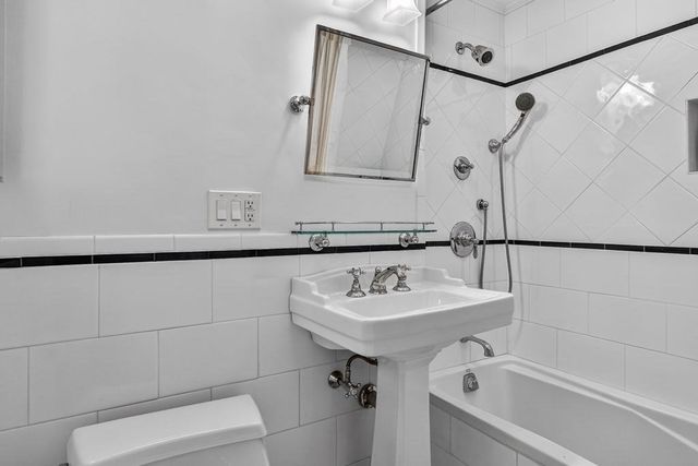 280 Beacon 54, Boston, MA 02116