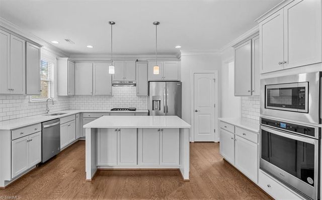 7722 Northwest Meadows Drive, Stokesdale, NC 27357