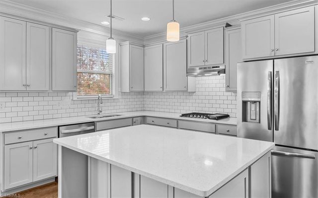 7722 Northwest Meadows Drive, Stokesdale, NC 27357